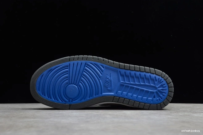 League Air DD1453-001 1 of High (Esports) Jordan Zoom CMFT Legends 0811